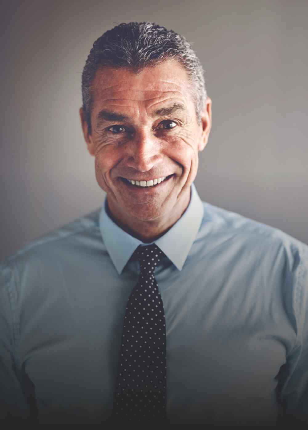 https://alsuwatgroup.com/wp-content/uploads/2019/02/team_01.jpg